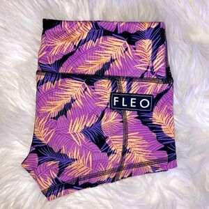 FLEO Gold Purple Leaf 🍂 Feather LRC SL Shorts S